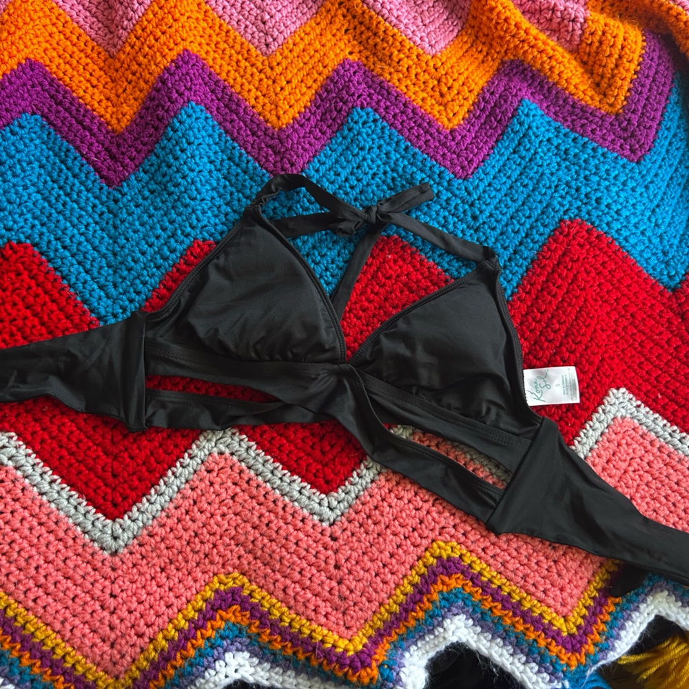 Kona Sol Elegant Black Bikini Top
